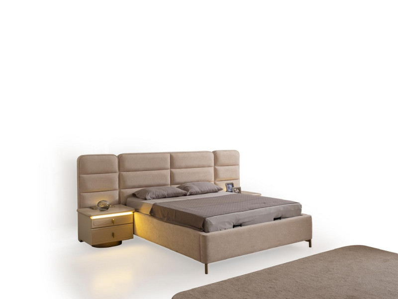 Larin Bed Room