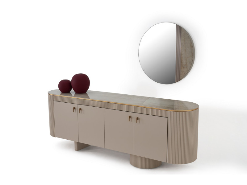 Lobbo Gold Dining Room